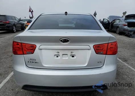 2011 Kia Forte Ex z USA, uszkodzony, nr VIN KNAFU4A28B5886707